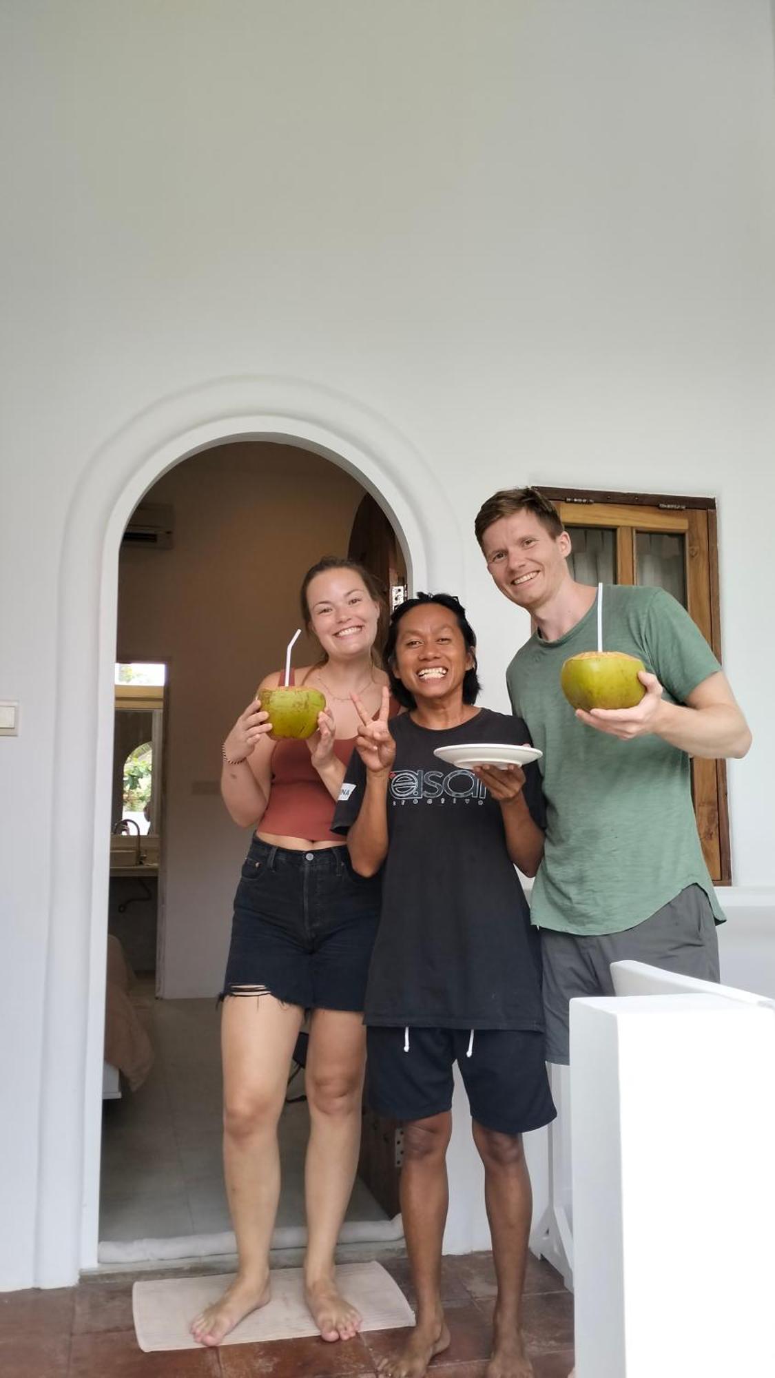 White Coconut Resort Gili Trawangan Buitenkant foto